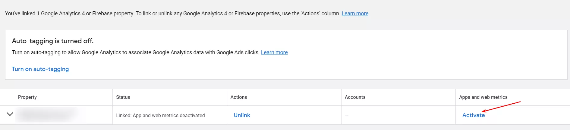 Чтобы просмотреть конверсии и другие показатели из GA4 в кабинете Google Ads и наоборот, видеть данные из Google Ads в кабинете GA4, просто нажмите «Активировать» в столбце «Показатели приложений и сайтов».